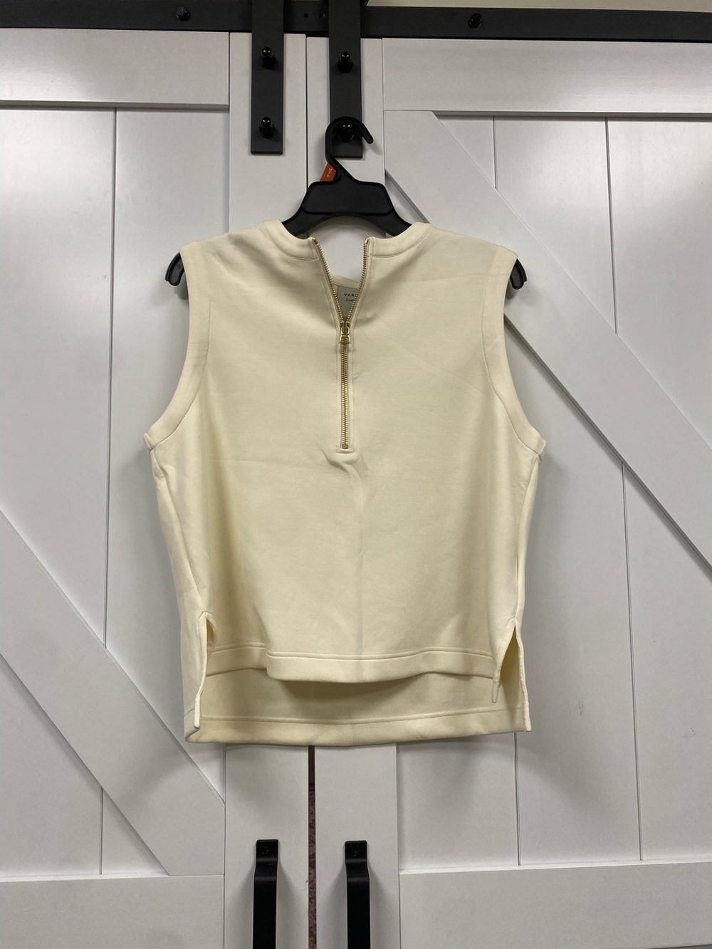 Simons Cream Sleeveless Zip-Front Tank